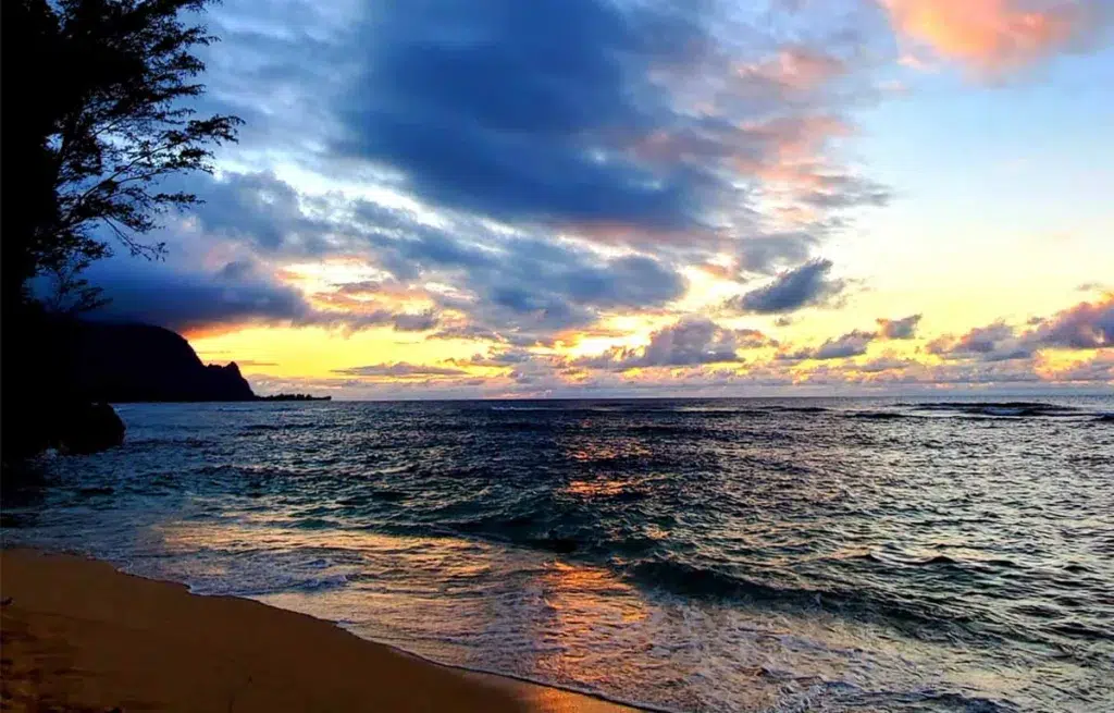 The 5 Must-See Sunset Spots in Princeville, Hawaii